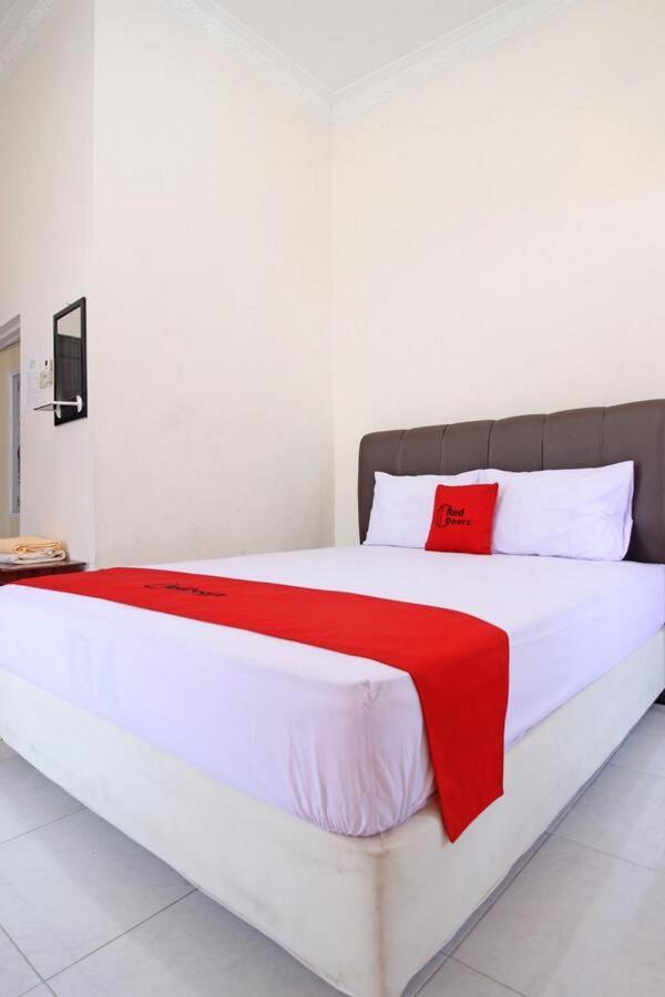 Reddoorz Near Umy Yogyakarta Hotel Ngabean Exterior photo